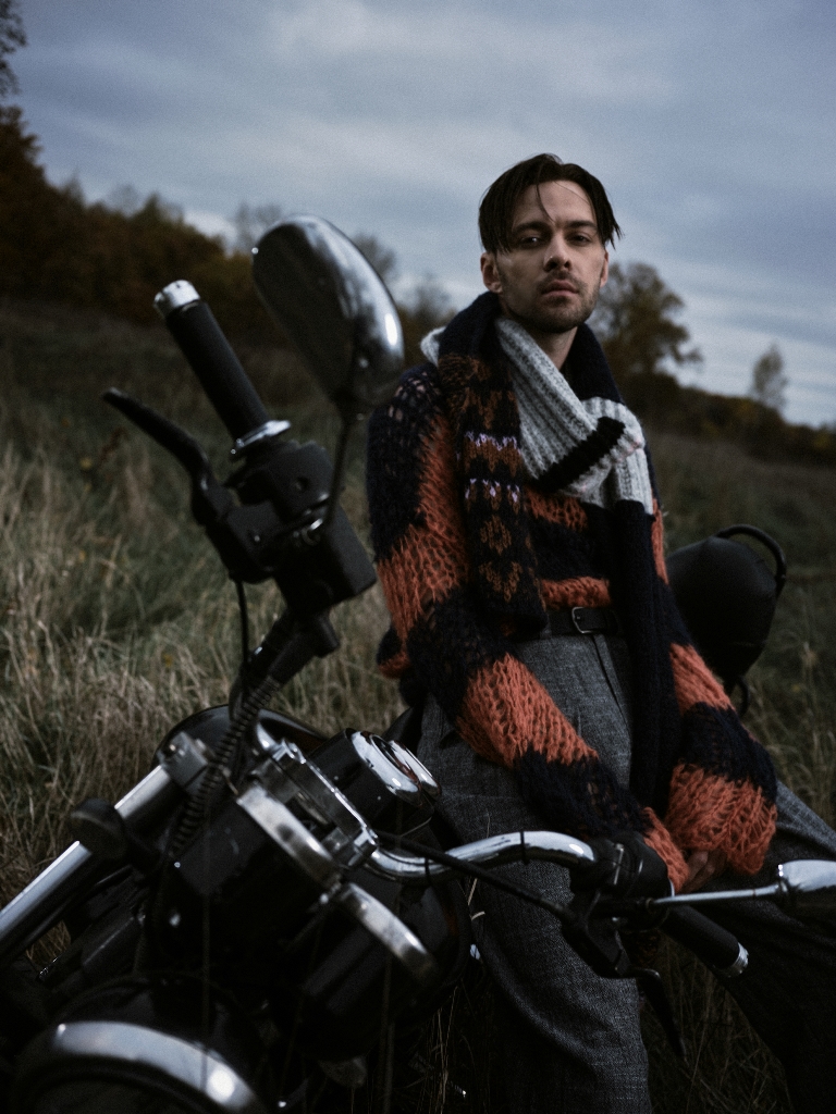 Playboy помістив на обкладинку чоловіка: і це - український співак