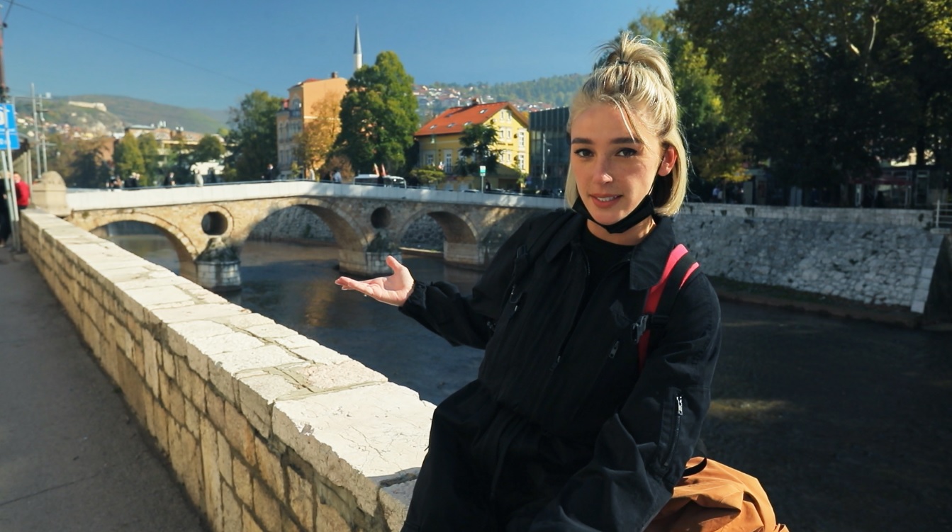 Настя Івлєєва вразила кадрами з унікальної країни у шоу "Орел і Решка. Дівчата"