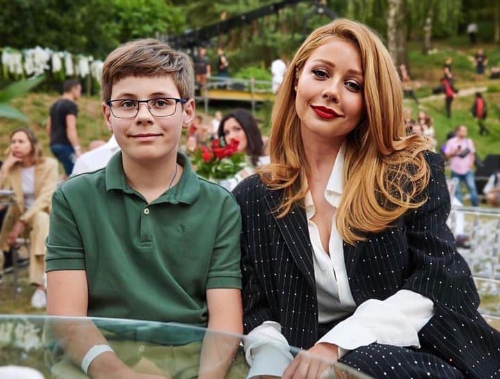 Він міряє, як чоловік: Тіна Кароль розповіла про реакцію сина на її нового обранця