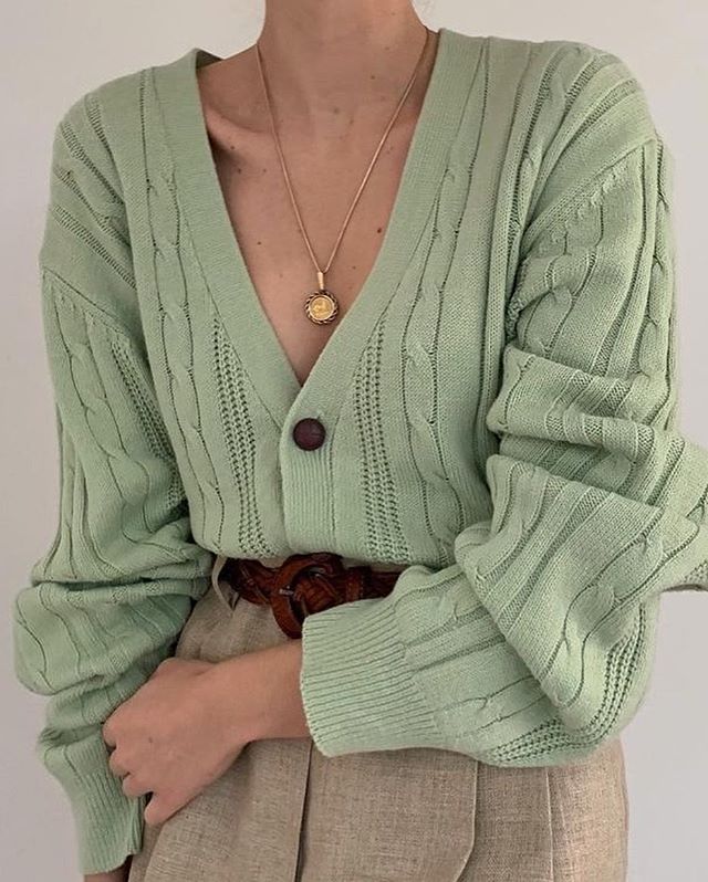 Как носить тренд осени 2020 – кардиган: подробный гид от стилиста