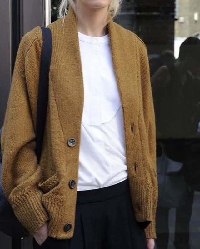 Как носить тренд осени 2020 – кардиган: подробный гид от стилиста