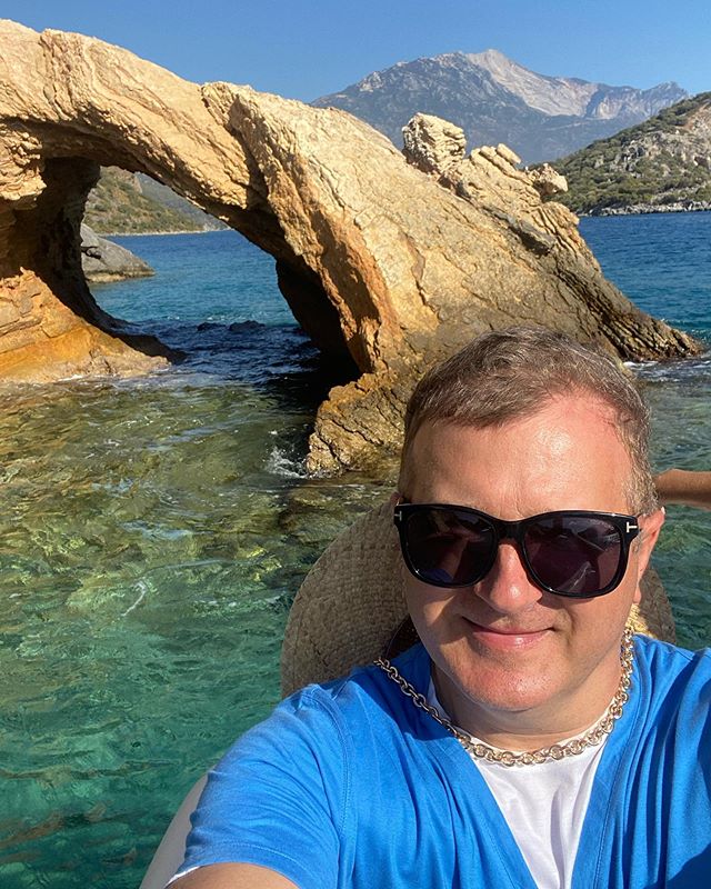 Чудові миті: Осадча в мікроміні зачарувала яскравим відпочинком з Горбуновим в Туреччині