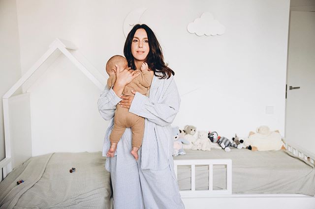 Два промінці: Джамала зворушила сімейним домашнім фотосетом і раптовим зізнанням про дітей