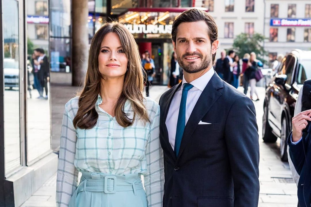 Принц Швеции Карл Филипп и принцесса София стали родителями в третий раз: первое фото новорожденного