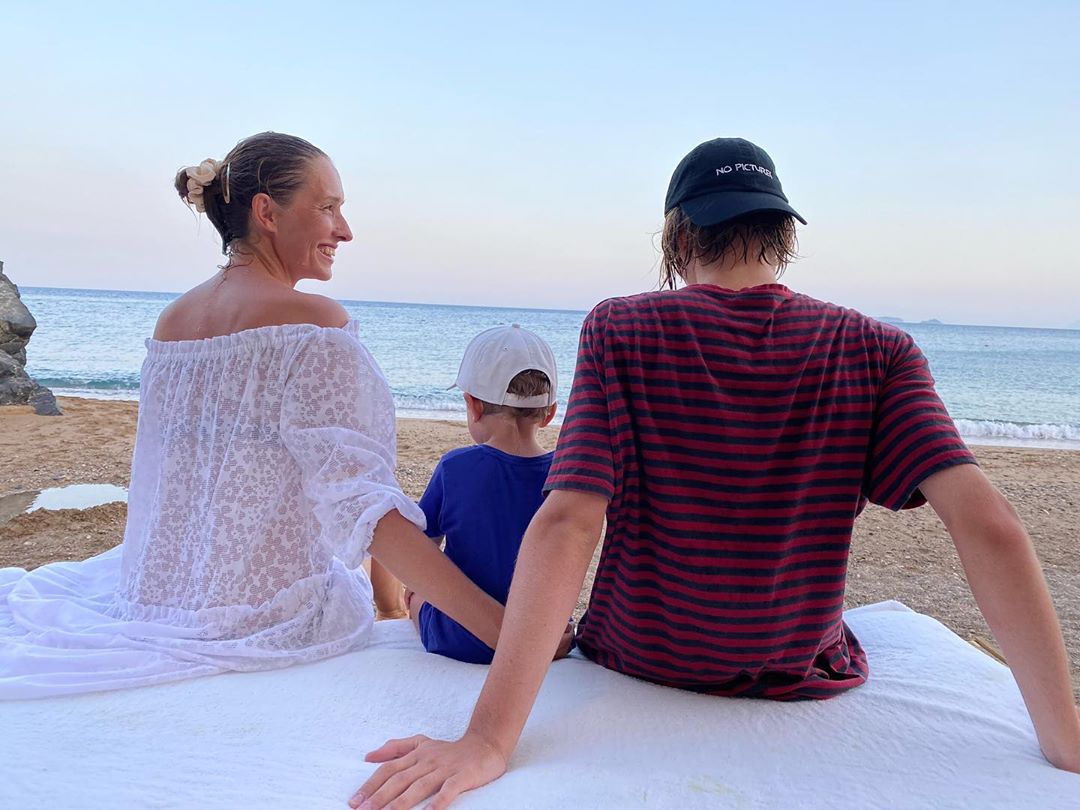 Неймовірно пишаюся: Катя Осадча зворушливо привітала старшого сина з 18-річчям