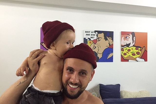 Щасливий MONATIK зворушив до сліз зізнанням синові-імениннику і дружині: ексклюзивні сімейні фото