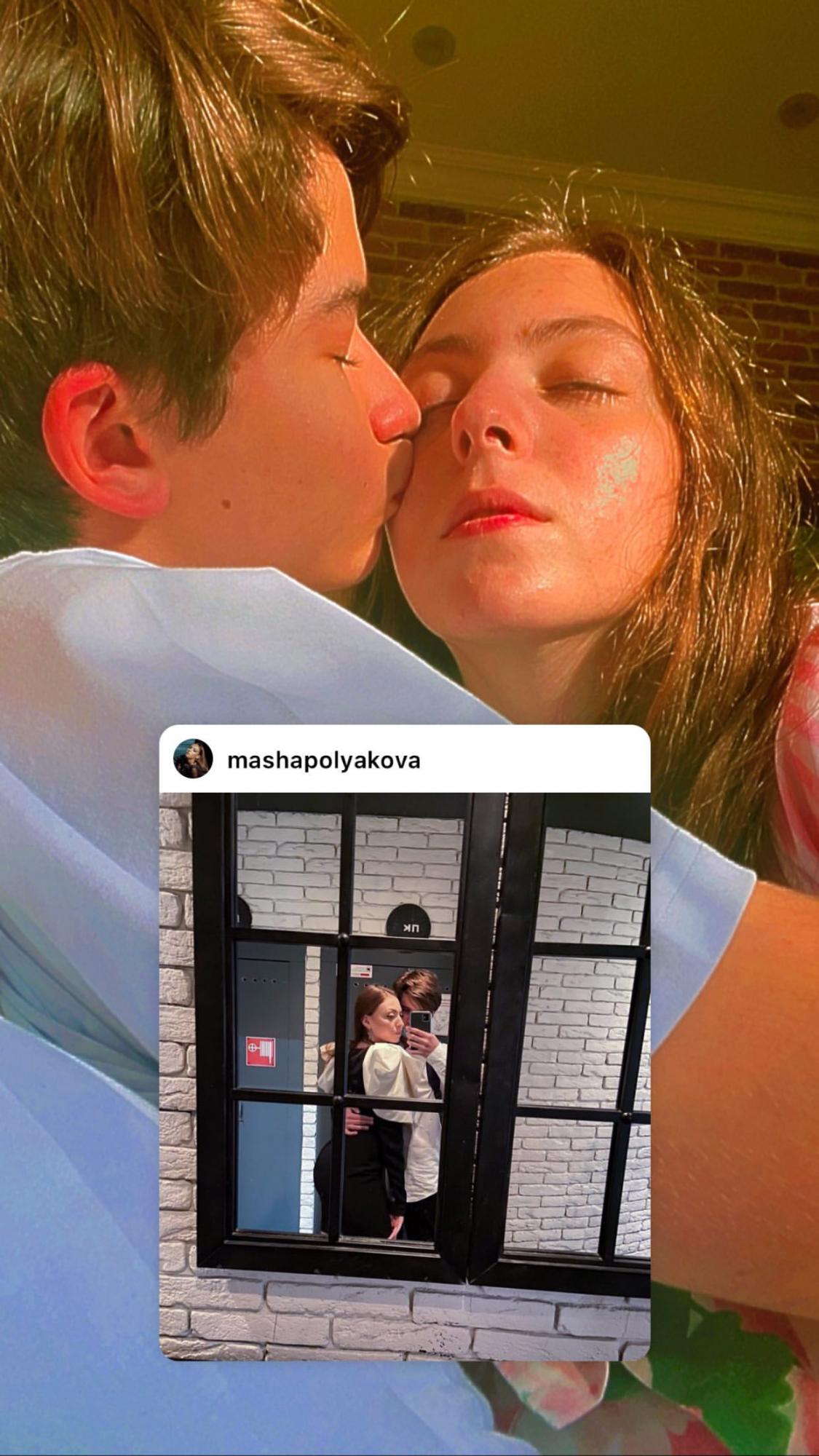 Солодка парочка: 15-річна дочка Полякової без сорому показала почуття з коханим