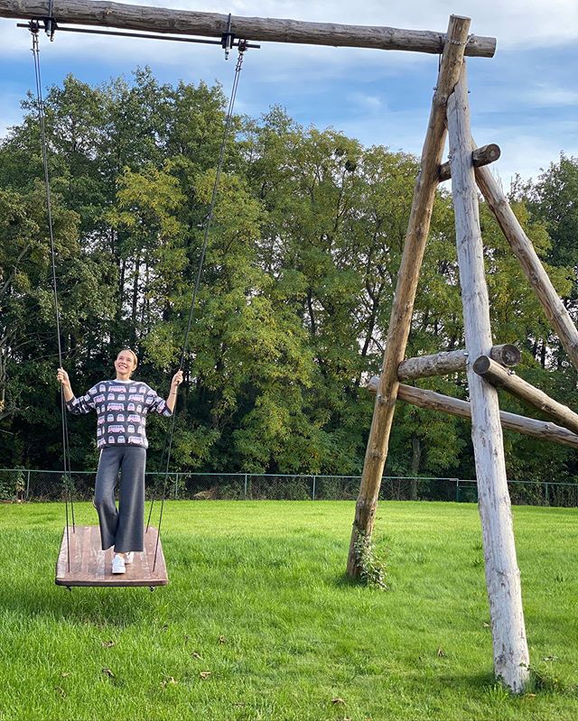 Восхищенная Осадчая в стильном этно-образе обратилась к украинцам: очень надеюсь