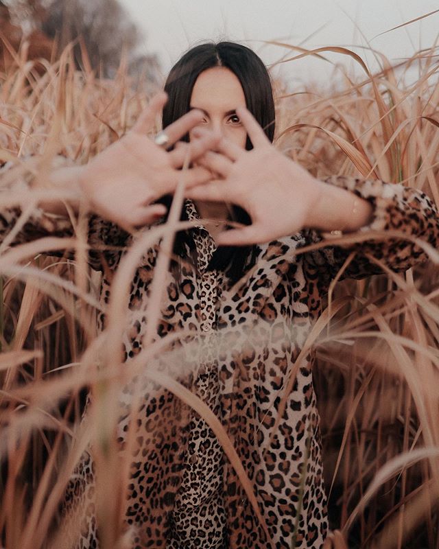 Стильна Джамала в сукні за 180 євро навчила віртуозно поєднувати "хижі" принти