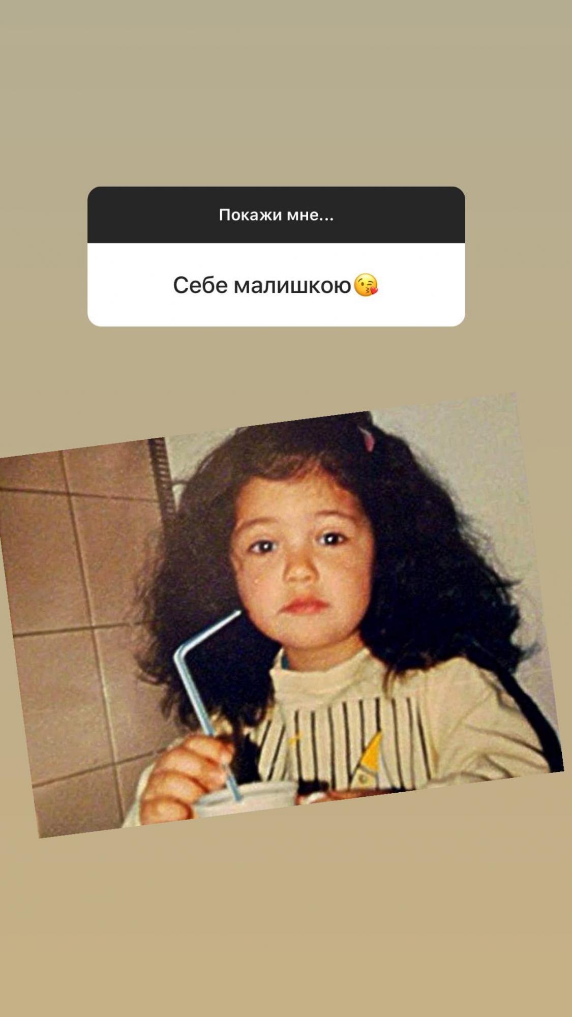 Санта Дімопулос "злила" особисте листування з Мейхер і свої ексклюзивні дитячі фото