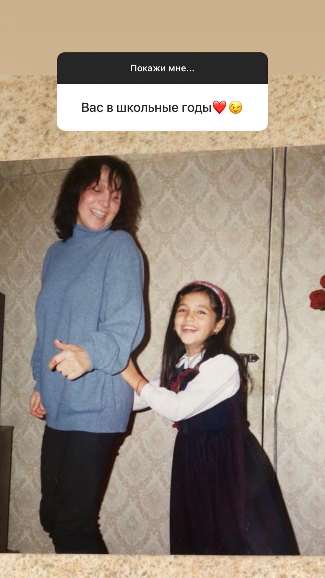 Санта Дімопулос "злила" особисте листування з Мейхер і свої ексклюзивні дитячі фото