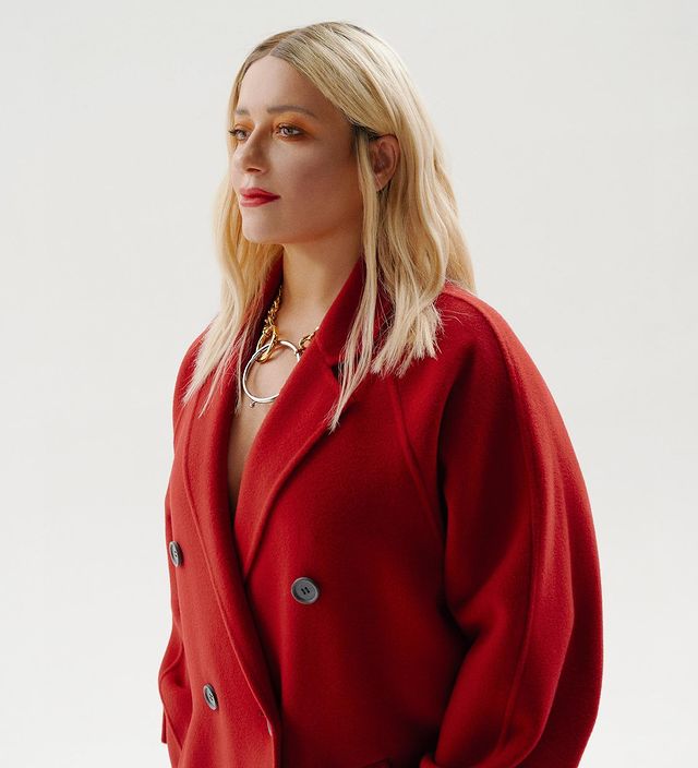 Великі зміни: помолоділа Могилевська вразила радикальною зміною образу