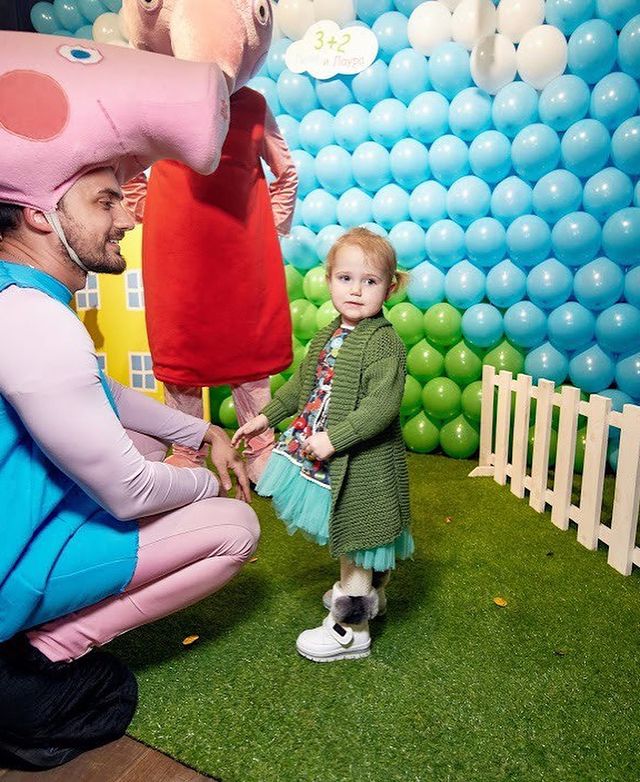 Діти, народжені в любові: Слава з НеАнгелів зворушила фото з екс-чоловіком і донькою-іменинницею