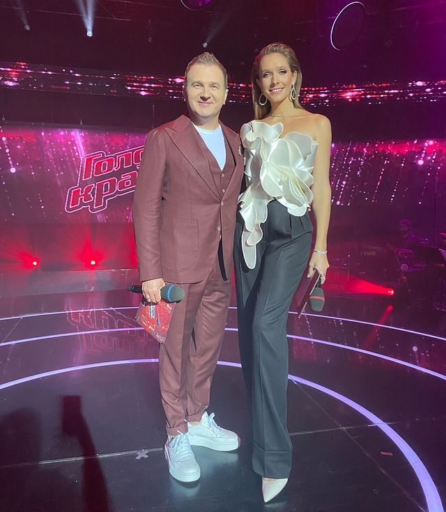 Стильная Осадчая и Горбунов заинтриговали фото с "Голоса страны 11": идет полным ходом