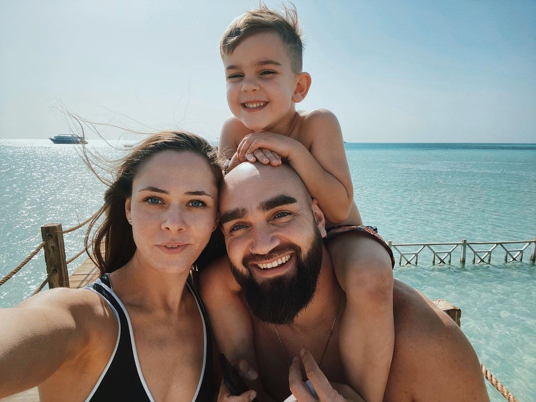 Позволяю пожалеть себя: Юлия Санина призналась, что ее утомляет изображать из себя сильную женщину