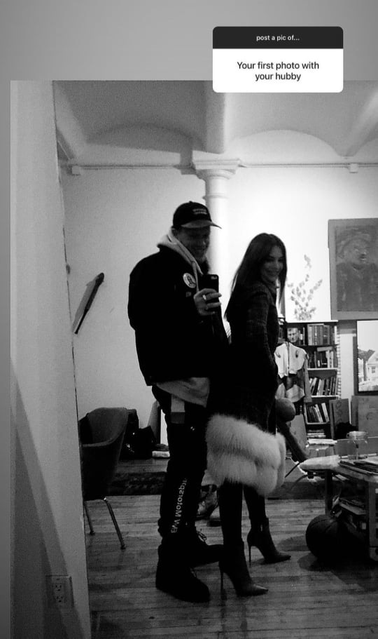 Еще никто не видел: Эмили Ратаковски поделилась интимными фото из личного архива