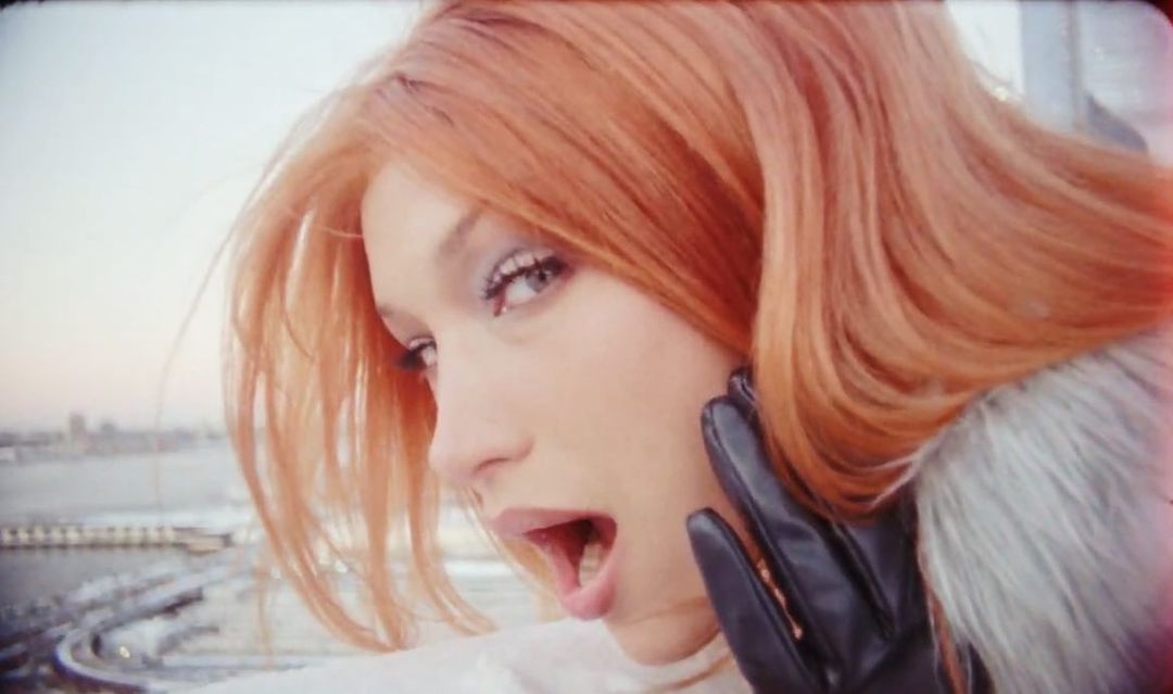 Неймовірно гаряча: Белла Хадід підкорила мережу кардинальною зміною іміджу