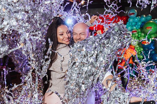 Дружина Ями розсекретила 3 складові сімейного щастя і заінтригувала святковим фото: тільки не питайте