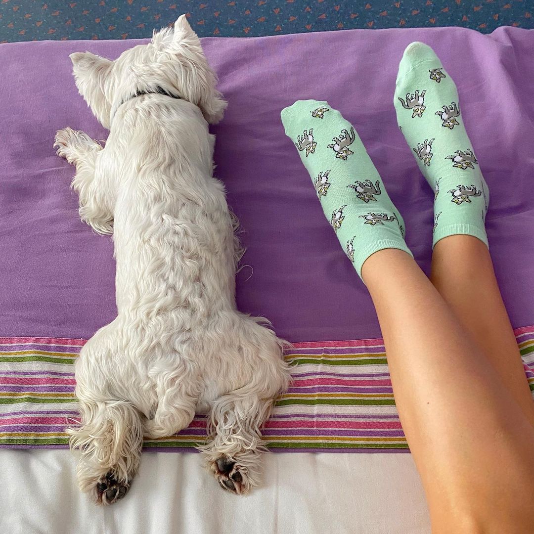 Леся Нікітюк позує в одному халатику на засніженому балконі: розвантажувальні дні