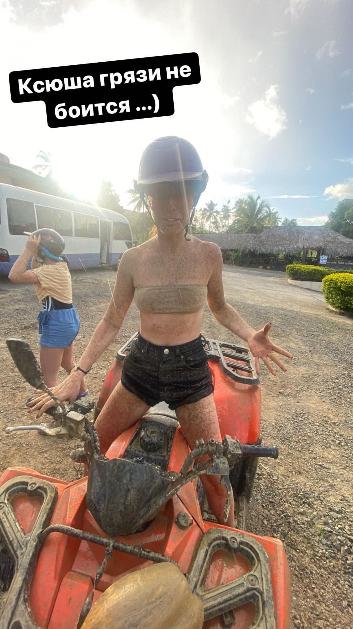 Крутой денек: Мишина с Эллертом и детьми показала свой "грязный" эктрим на отдыхе