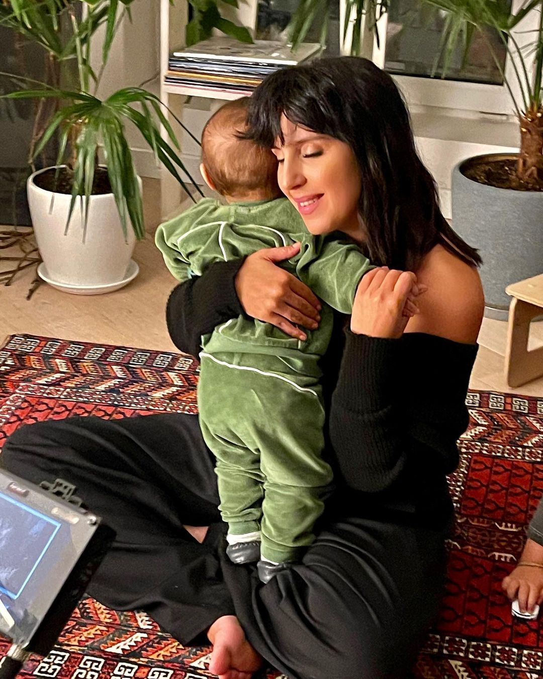 Я поруч назавжди: Джамала зворушила мережу знімками з маленьких сином