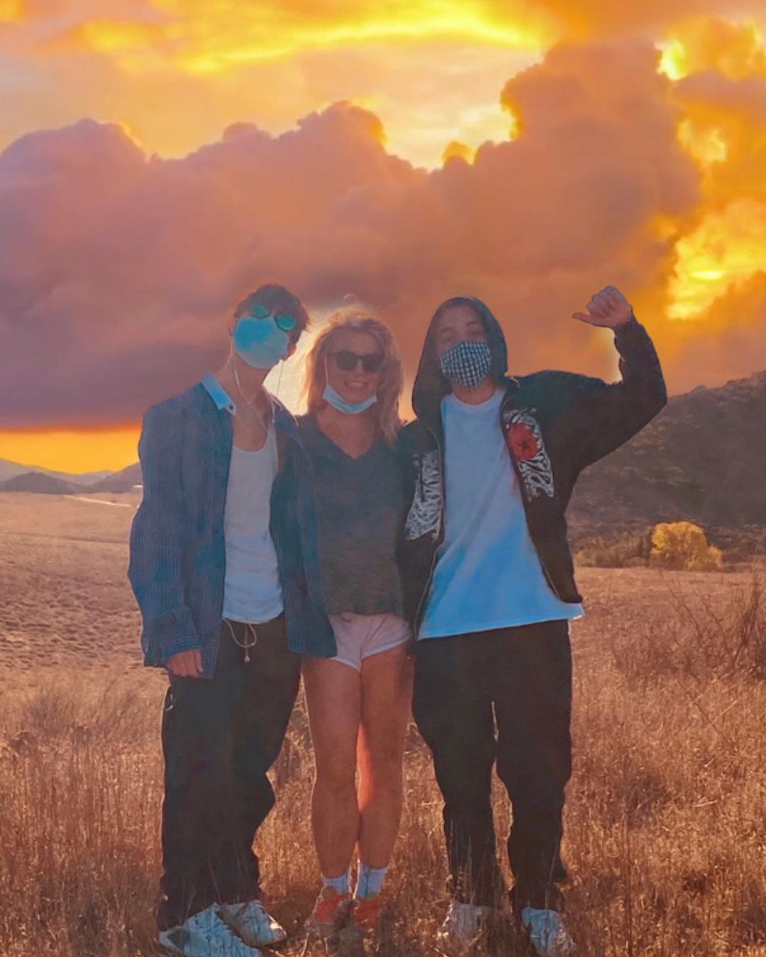 Герой девичьих грез: Бритни Спирс восхитила сеть красотой 15-летнего сына