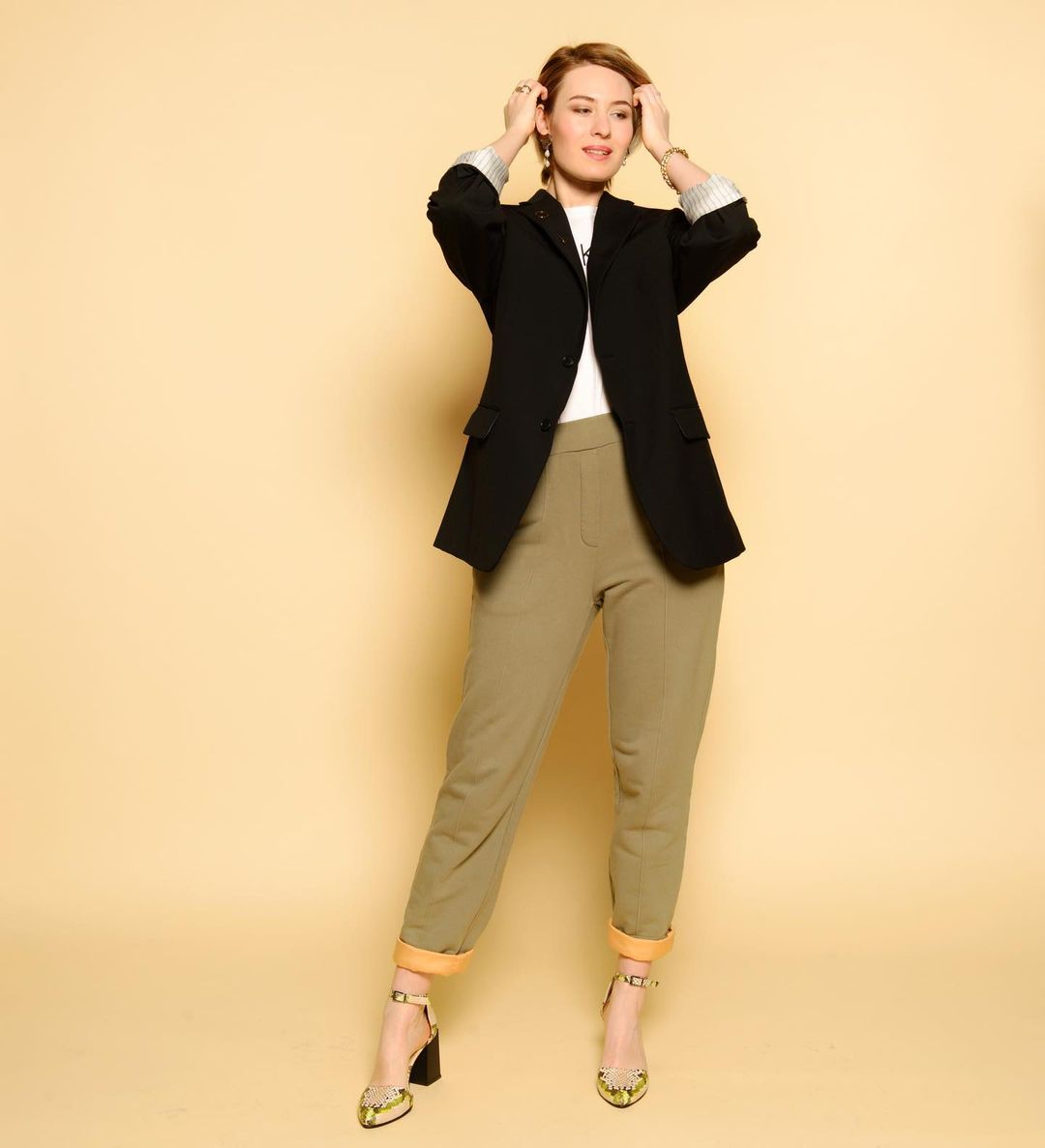 Щоб служив роками: стиліст порадила, як вибрати тренч