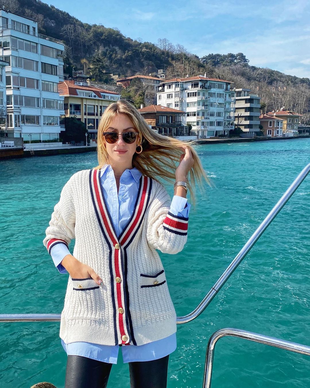 Повний кач: Леся Нікітюк похвалилася яскравими фото з прогулянок по Стамбулу