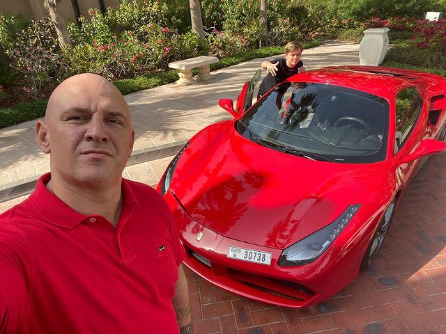 Потап зробив синові вражаючий сюрприз у Дубаї: крутий тато