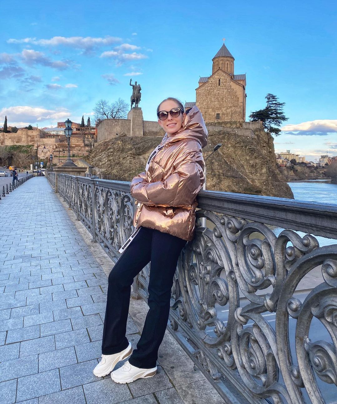 Вперше в житті: Осадча в Тбілісі розговорилася про жорсткі правила місцевого карантину