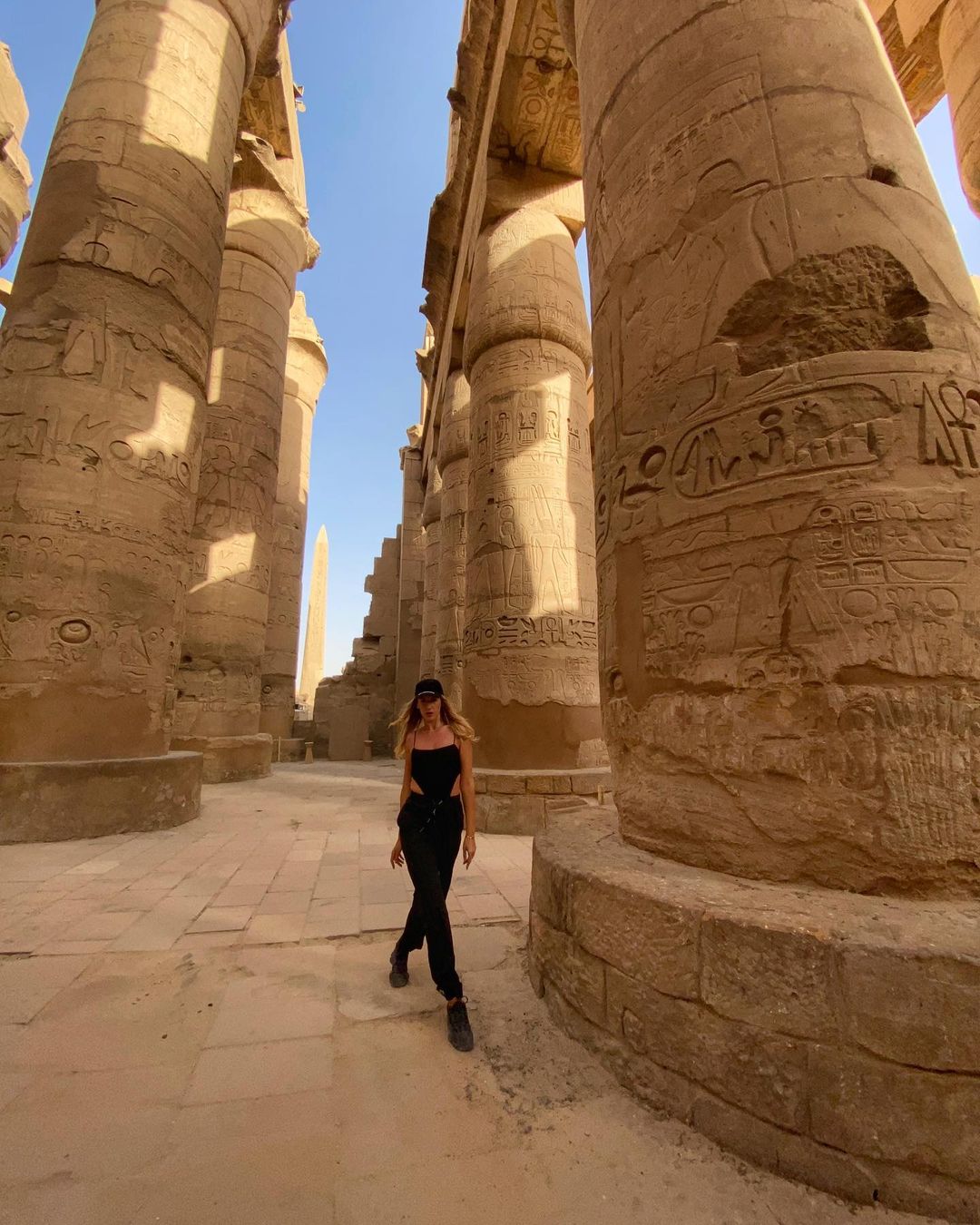 Египетская царица: соблазнительная Леся Никитюк побаловала "контентом для мужчин"