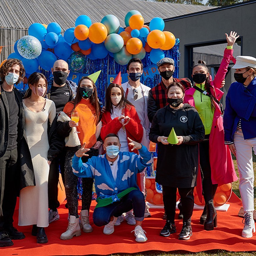 Осадча, Кухар, Яма, Саніна та інші повеселилися на дні народження MONATIK'а