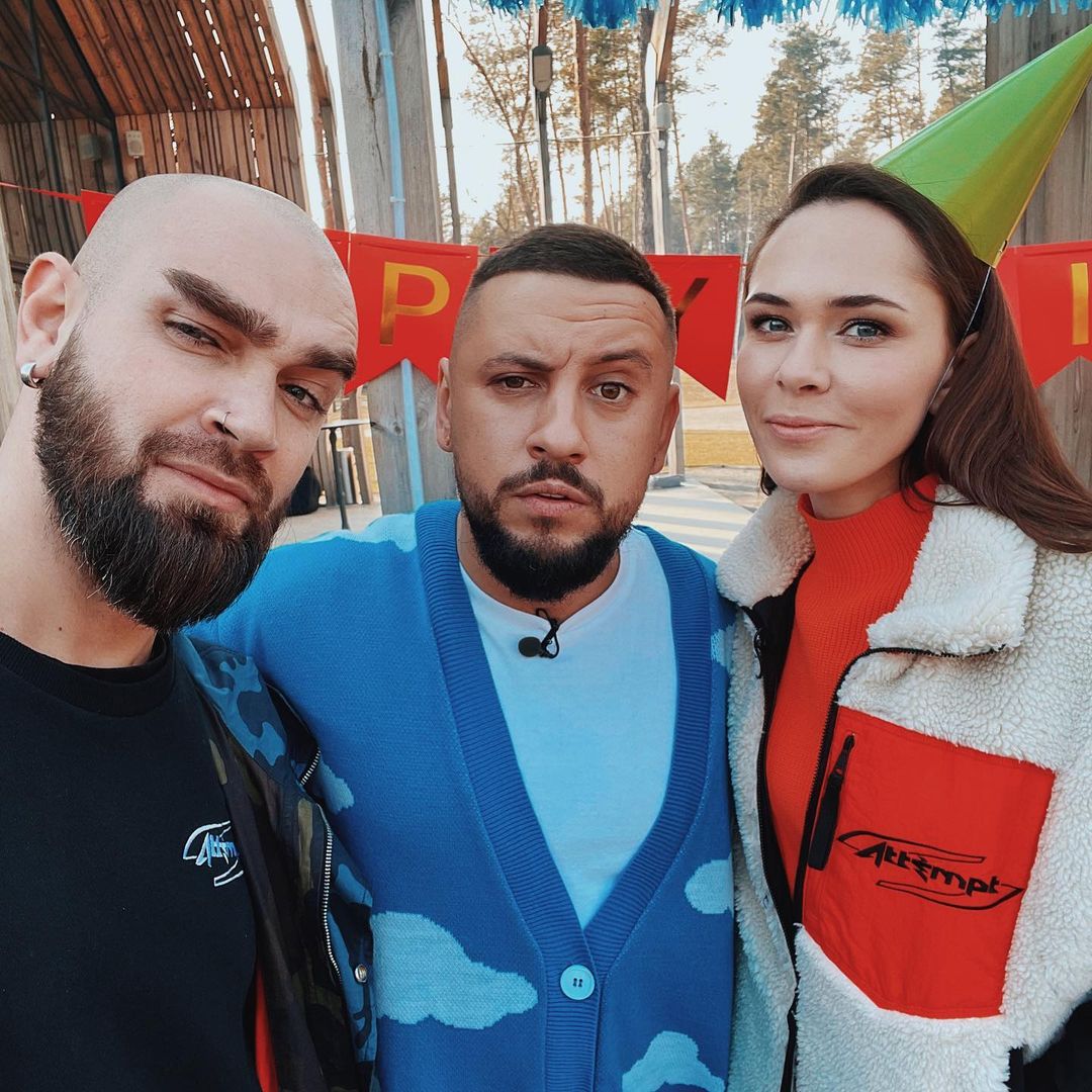 Осадча, Кухар, Яма, Саніна та інші повеселилися на дні народження MONATIK'а