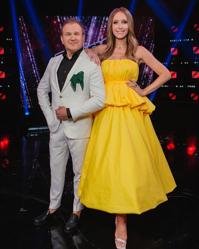 Осадчая в роскошном платье покорила красотой и подогрела слухи о беременности (фото)