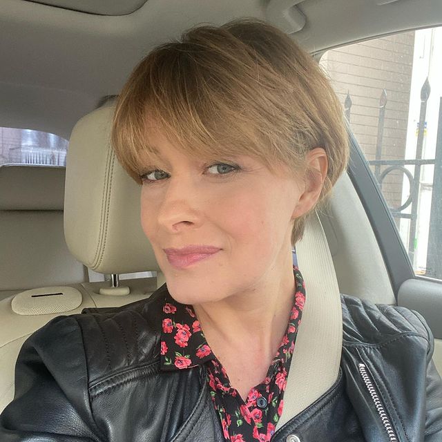 Дуже захотілося змін: Кравець радикально змінила імідж і "помолодшала на 10 років"