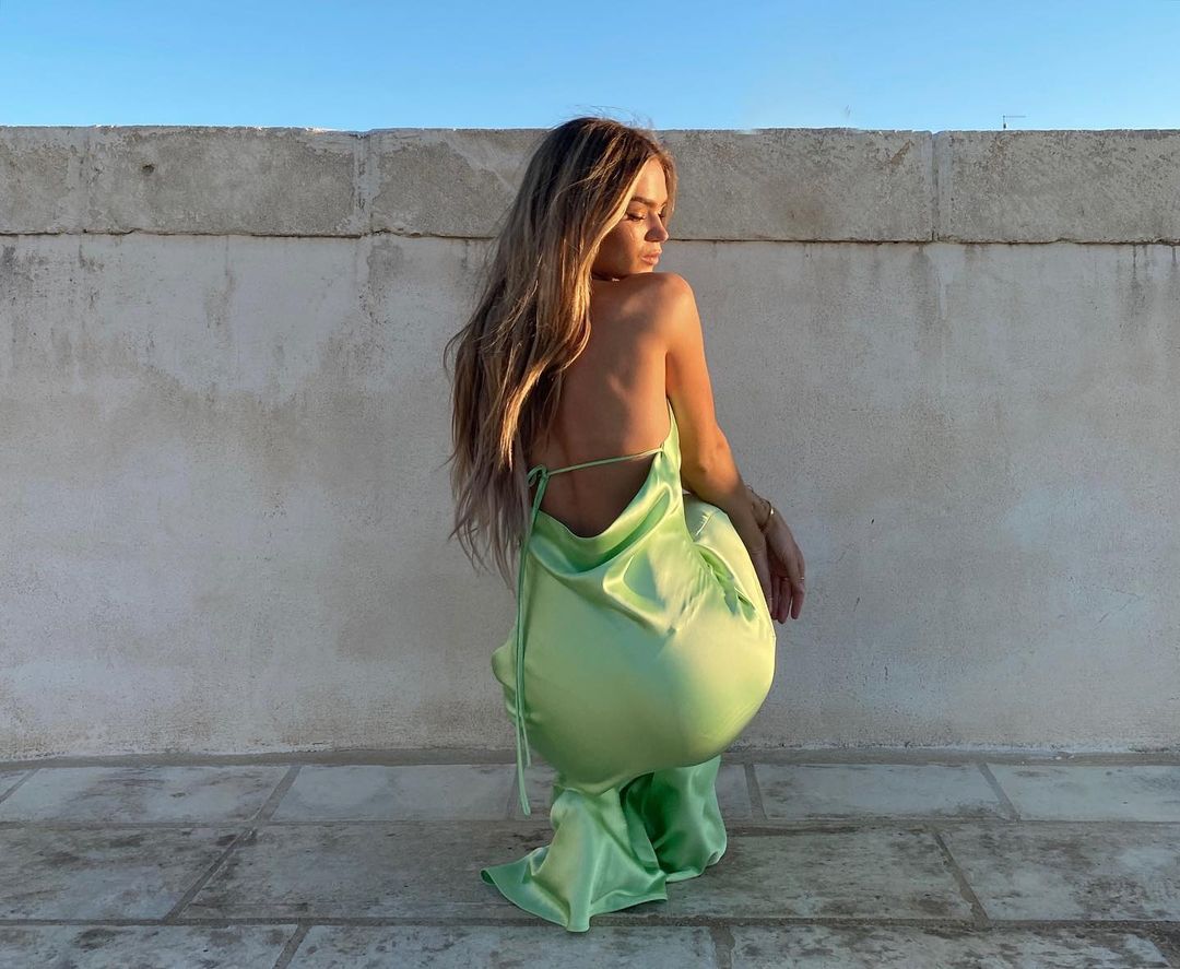 Платье-ночнушка: стилист показала, как выбрать комбинацию, чтобы она хорошо сидела