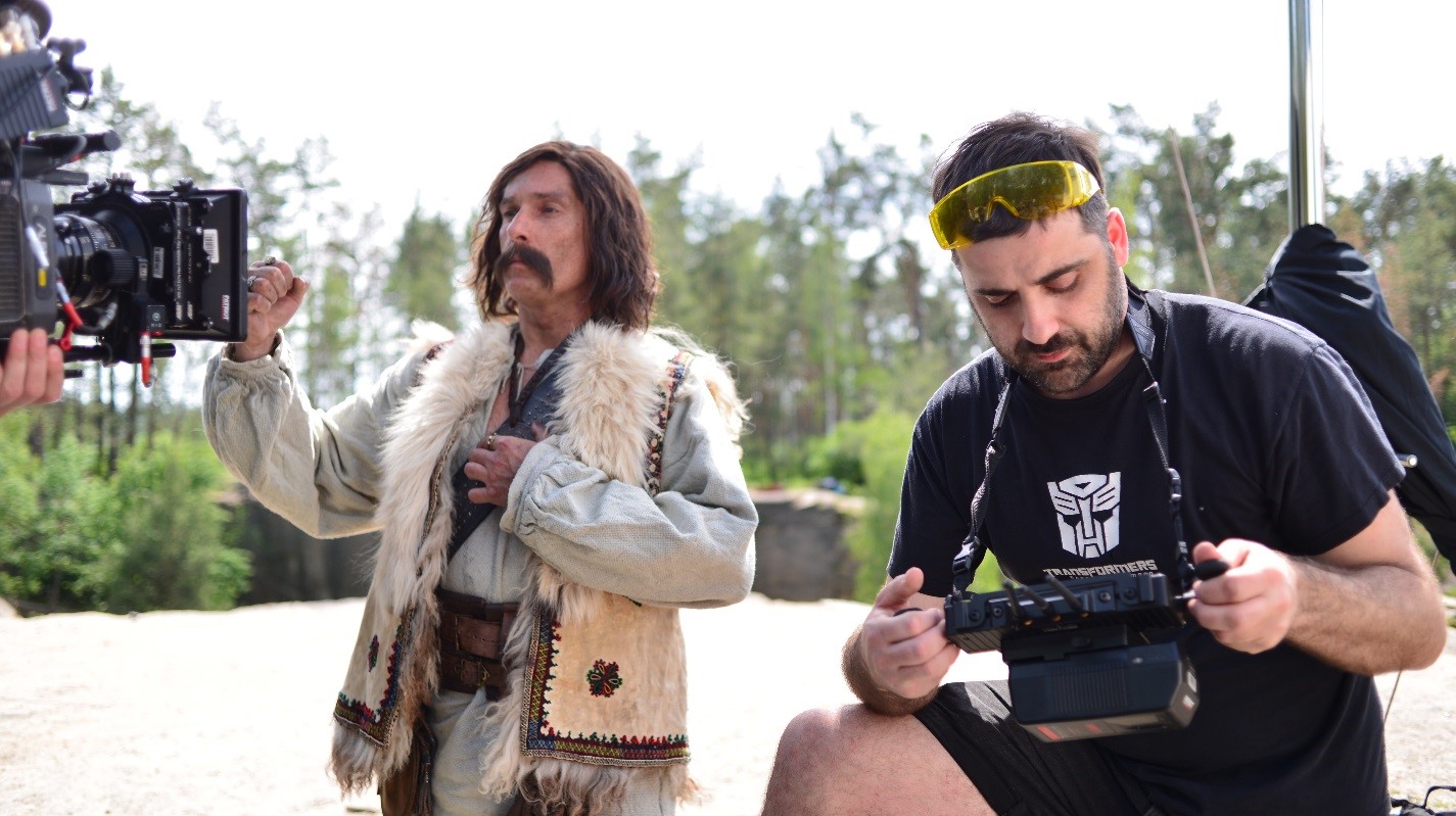 В сеть попали кадры со съемок нового рекламного ролика коньяка "Довбуш Карпатський"