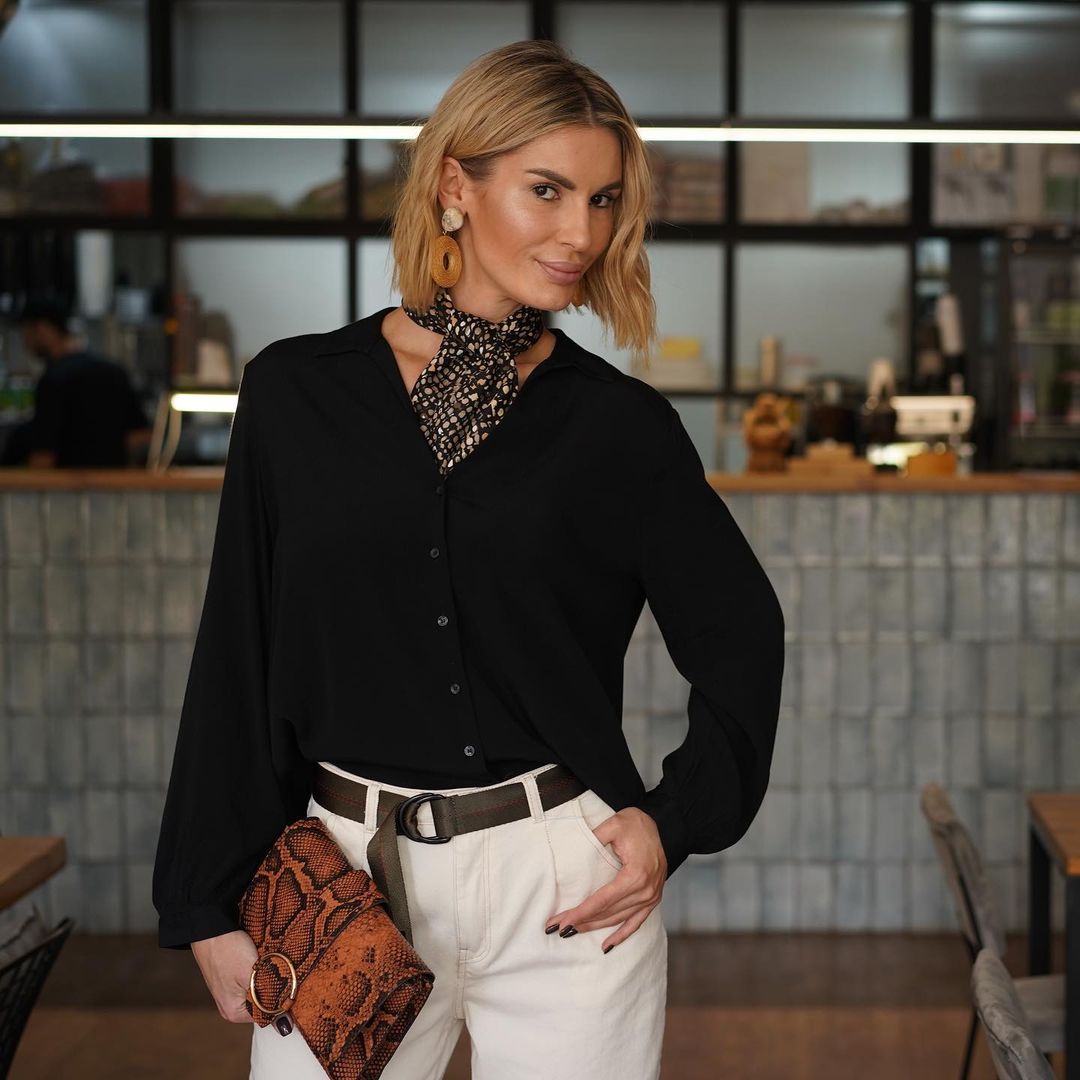 Трендовий аксесуар літа 2021: топ-5 способів стильно носити хустку