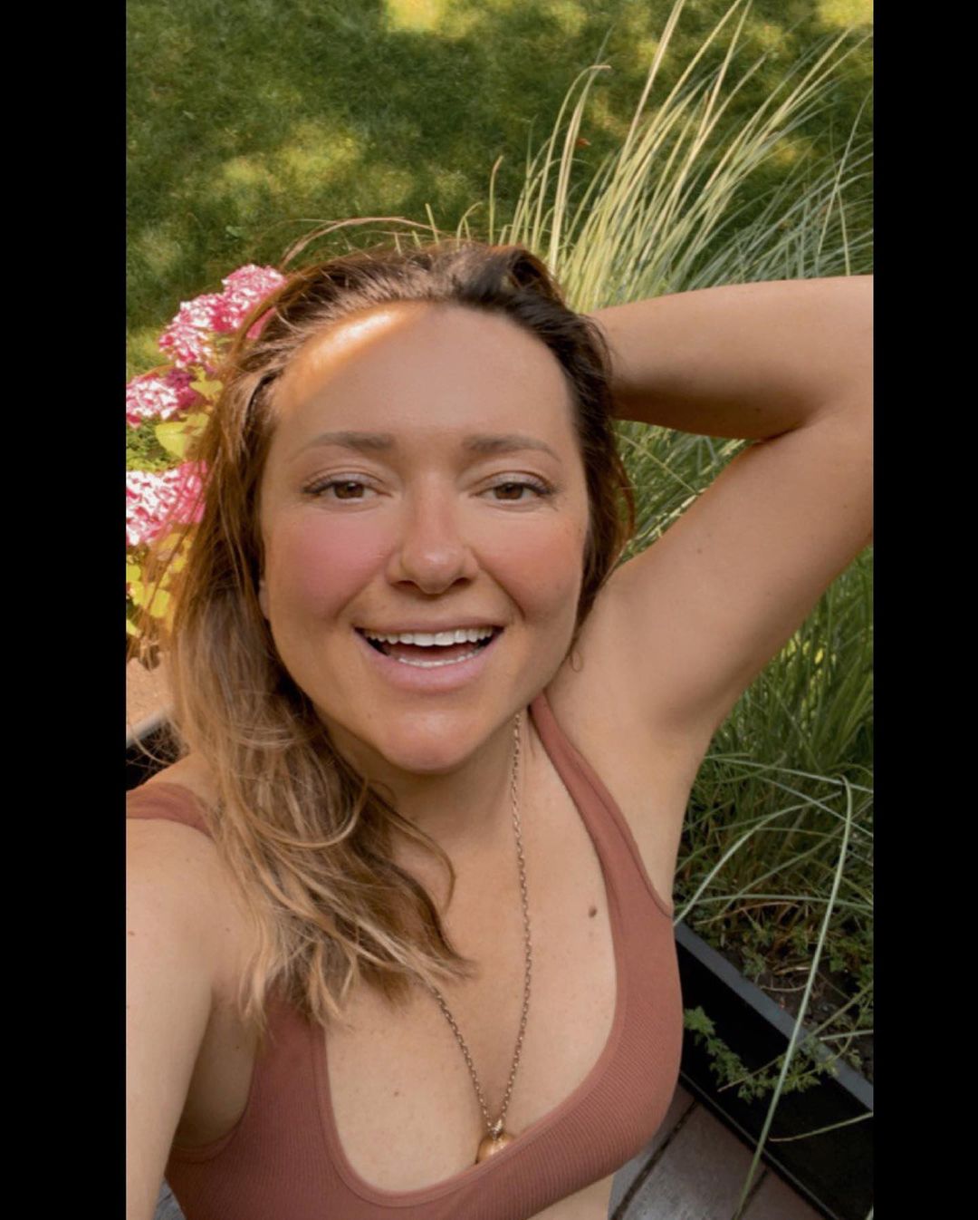 Очень нежная: Наталья Могилевская в купальнике показала лицо без макияжа