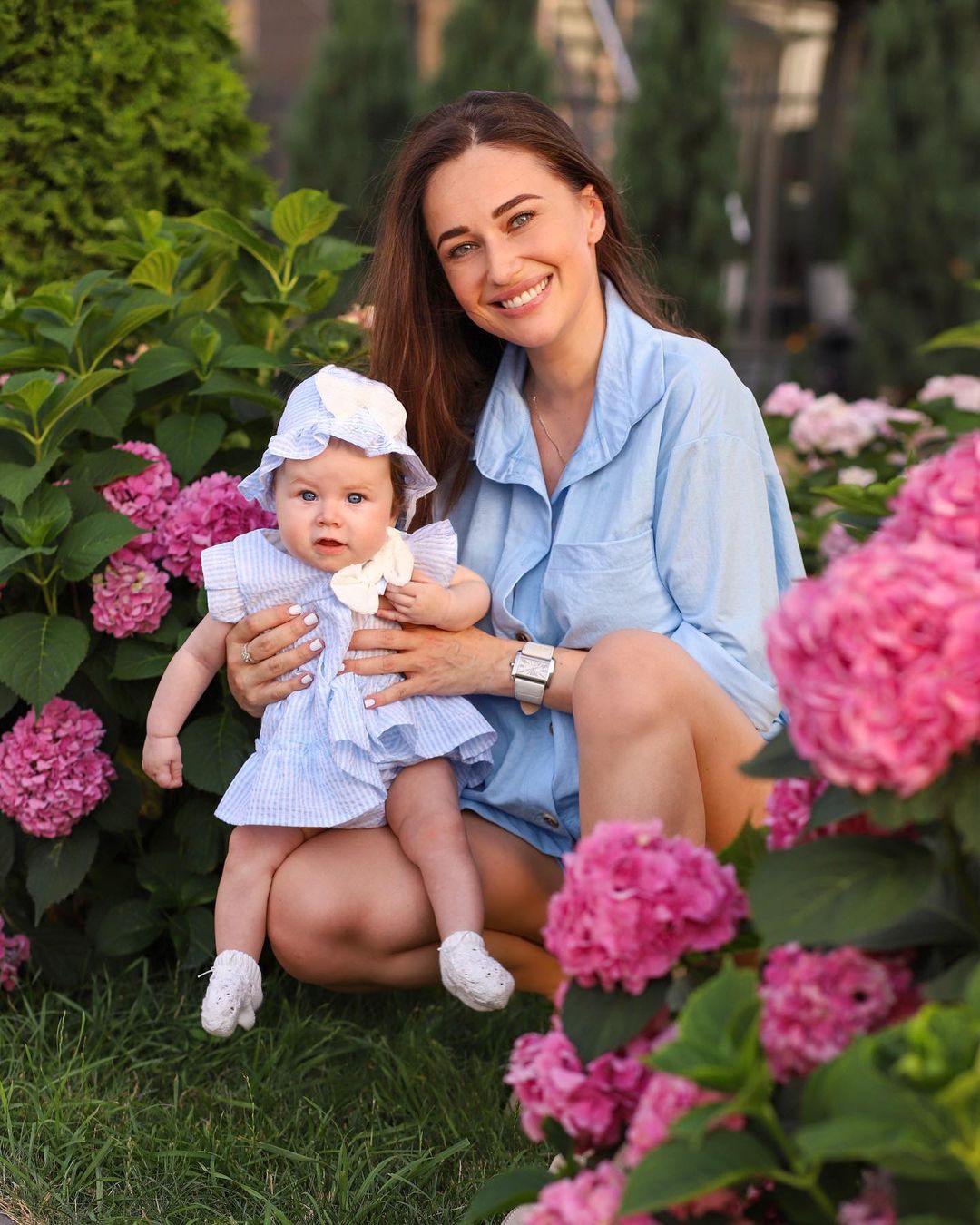 Жена Андрея Джеджулы в свой день рождения впервые показала лицо дочери