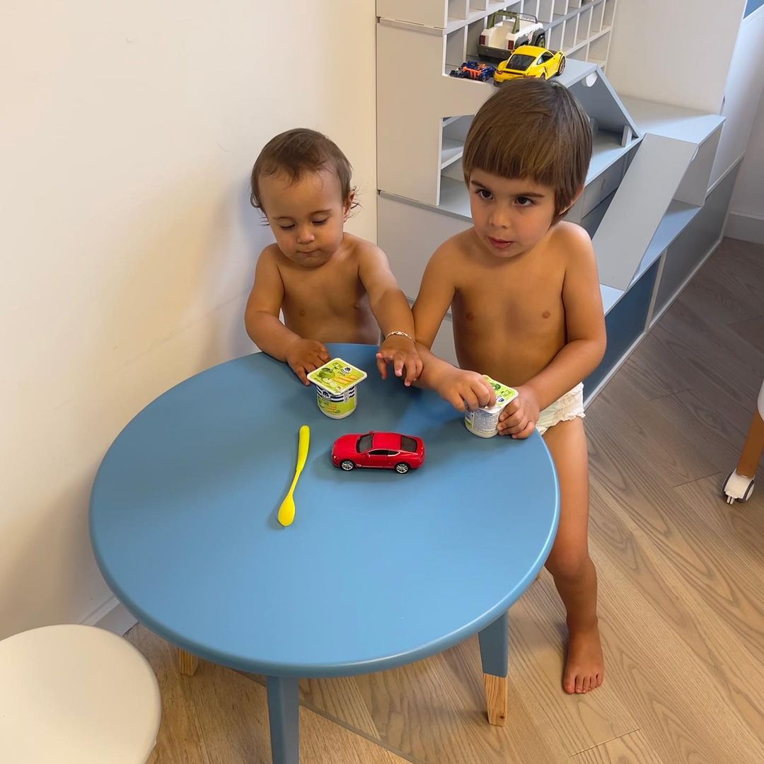 Старший - копия мамы: Джамала похвасталась подросшими сыновьями