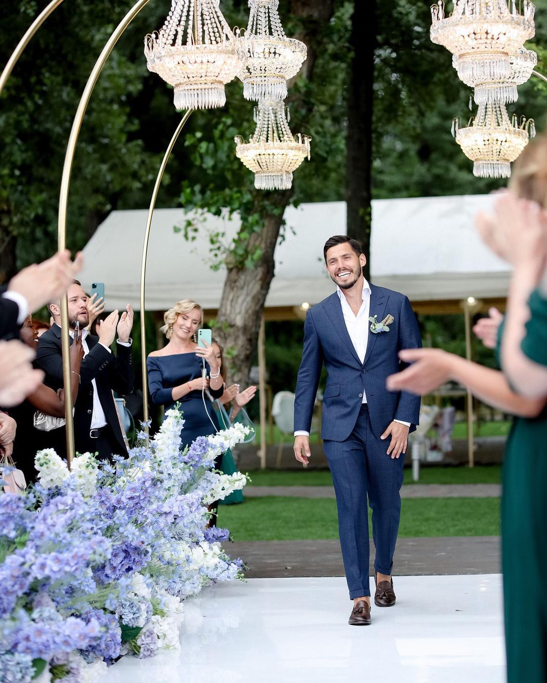 Щасливі разом: Микита Добринін і Даша Квіткова відзначають першу річницю весілля