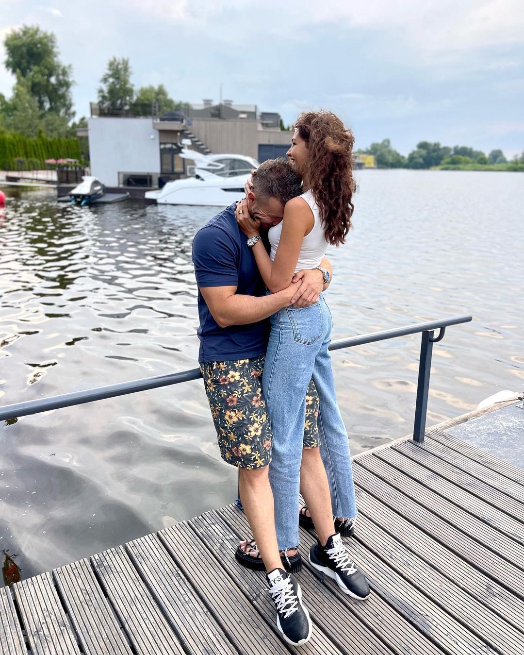 "Холостяк" Заливако показал страстные фото с любимой и сделал признание о разлуке