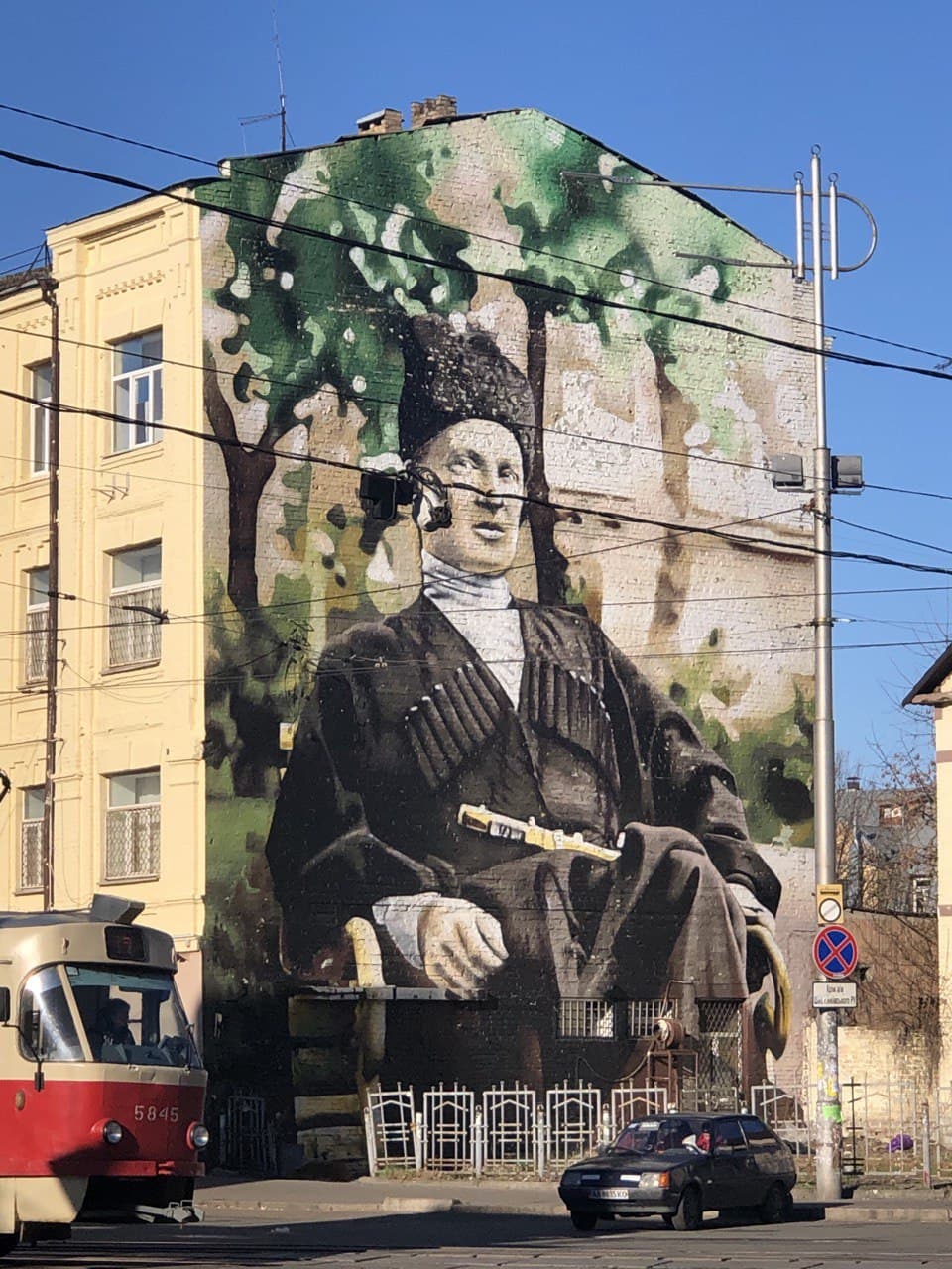 Где погулять в Киеве во время локдауна: топ мест от известного тревел-блогера