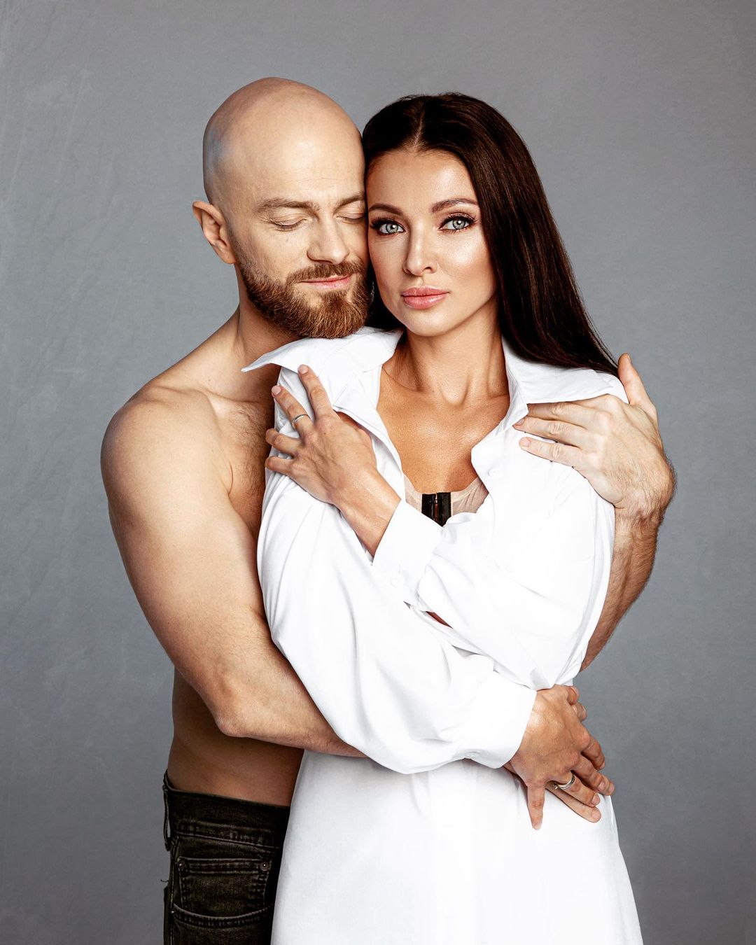 А потім як уві сні: дружина Ями розкрила несподівану правду про знайомство із зіркою