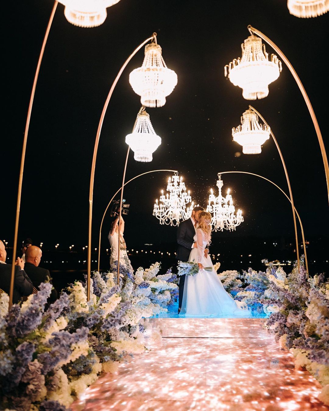 Щасливі разом: Микита Добринін і Даша Квіткова відзначають першу річницю весілля