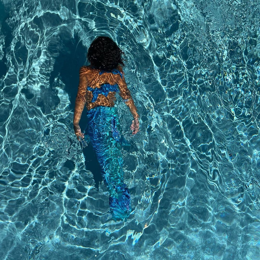 Мамина русалочка: Кайлі Дженнер зачарувала мережу красою 3-річної дочки