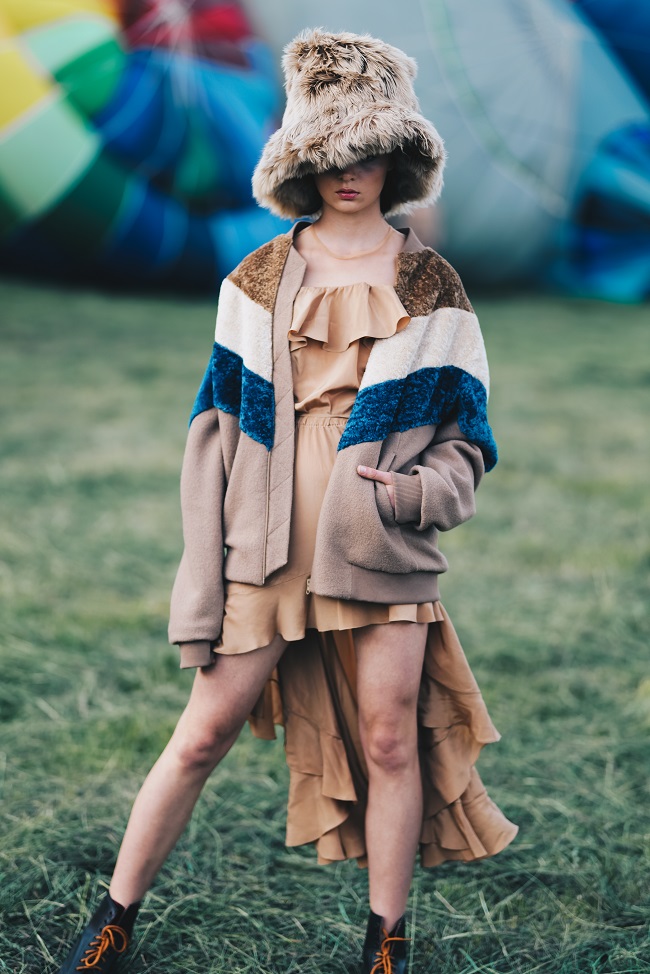 Бугримова, Вольнова та інші зірки "запалили" на унікальному показі Жана Гріцфельдта в українській "Каппадокії"