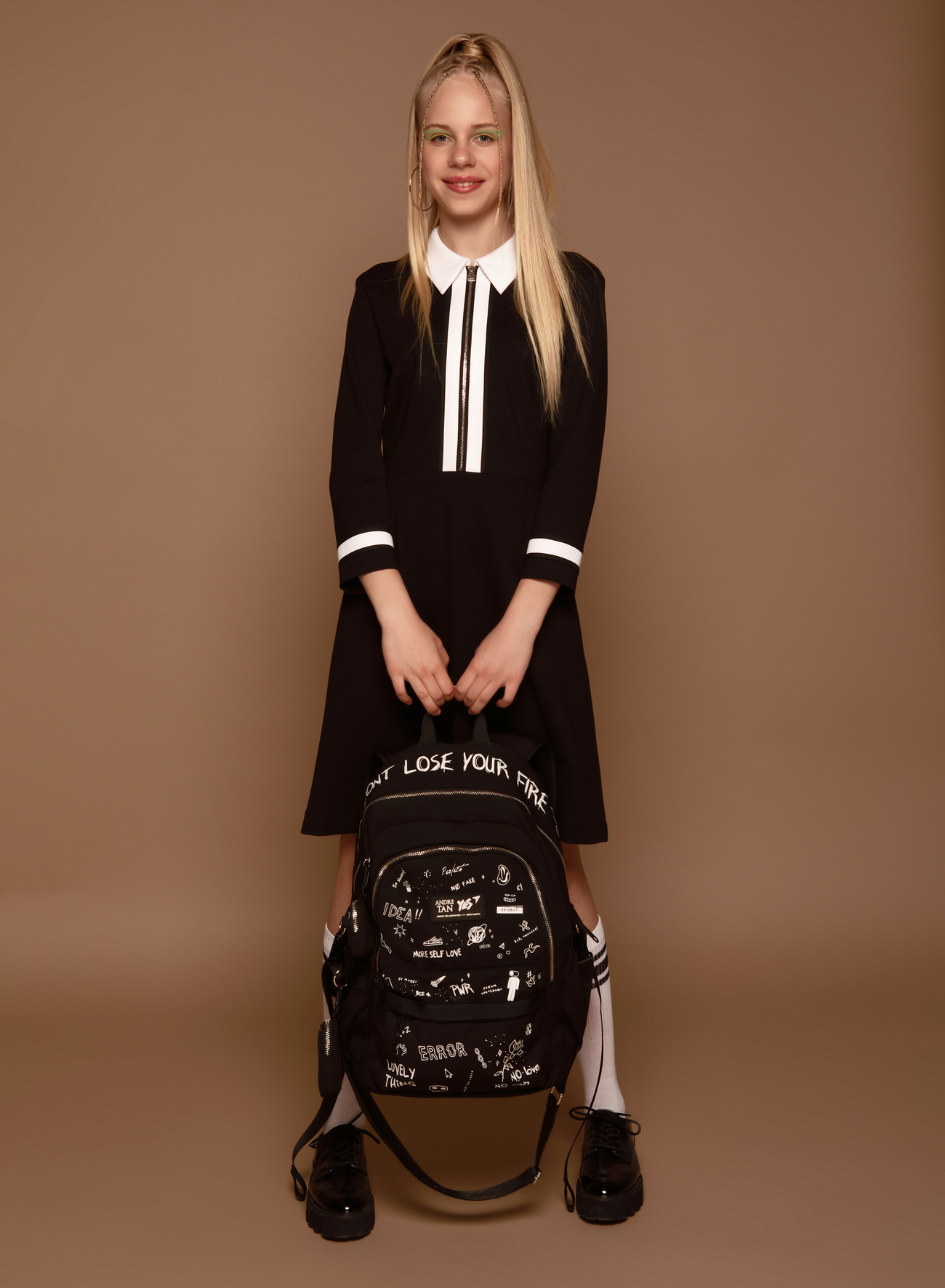 Кежуал и оверсайз: Андре Тан показал, как модно одеть ребенка в школу в 2021