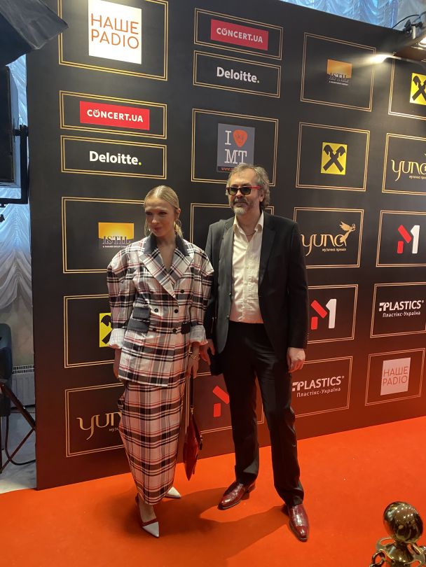 Василіса Фролова вперше вийшла в світ з батьком своєї дитини